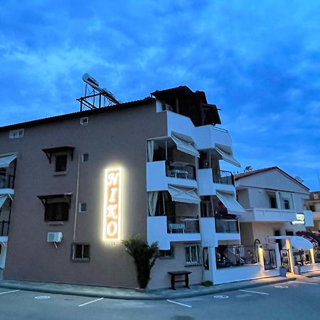 Haus Niko Apartments And Suites Nea Poteidaia Esterno foto