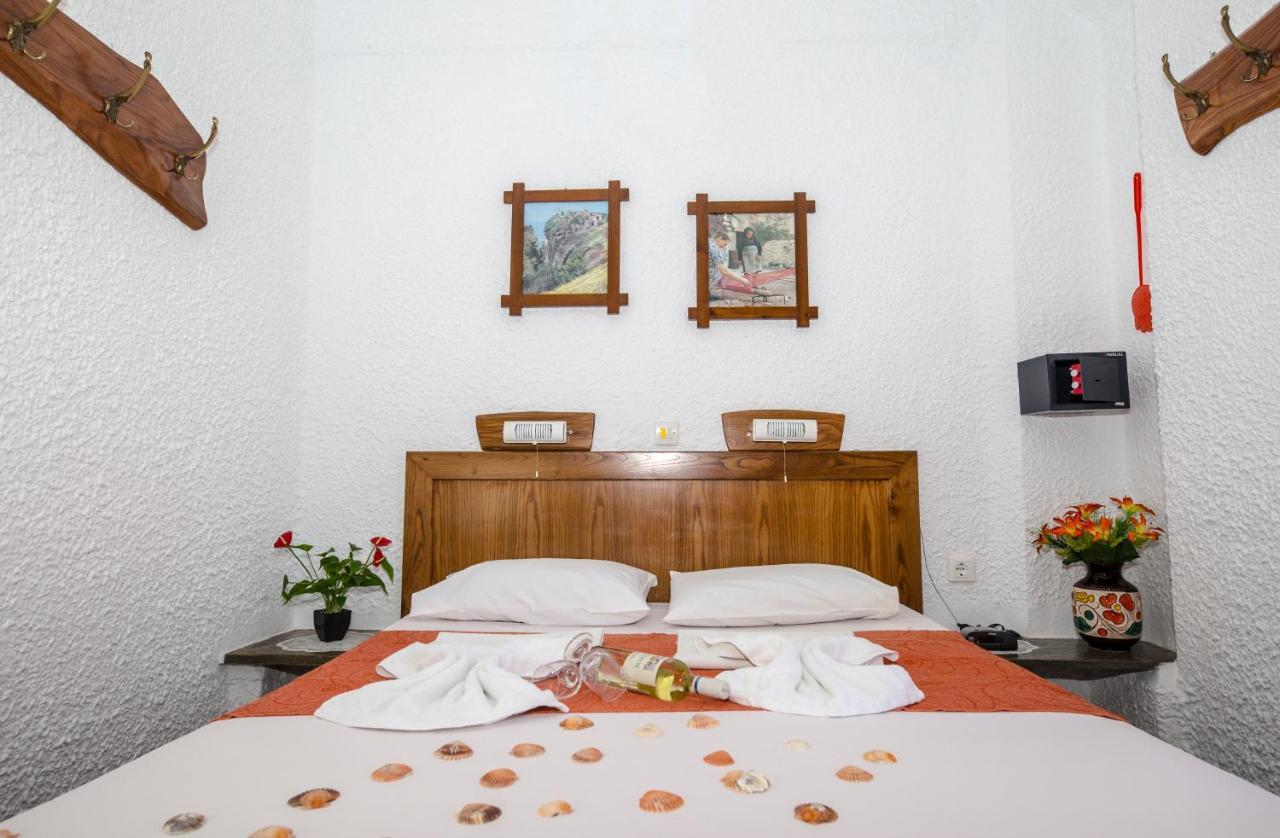 Haus Niko Apartments And Suites Nea Poteidaia Esterno foto