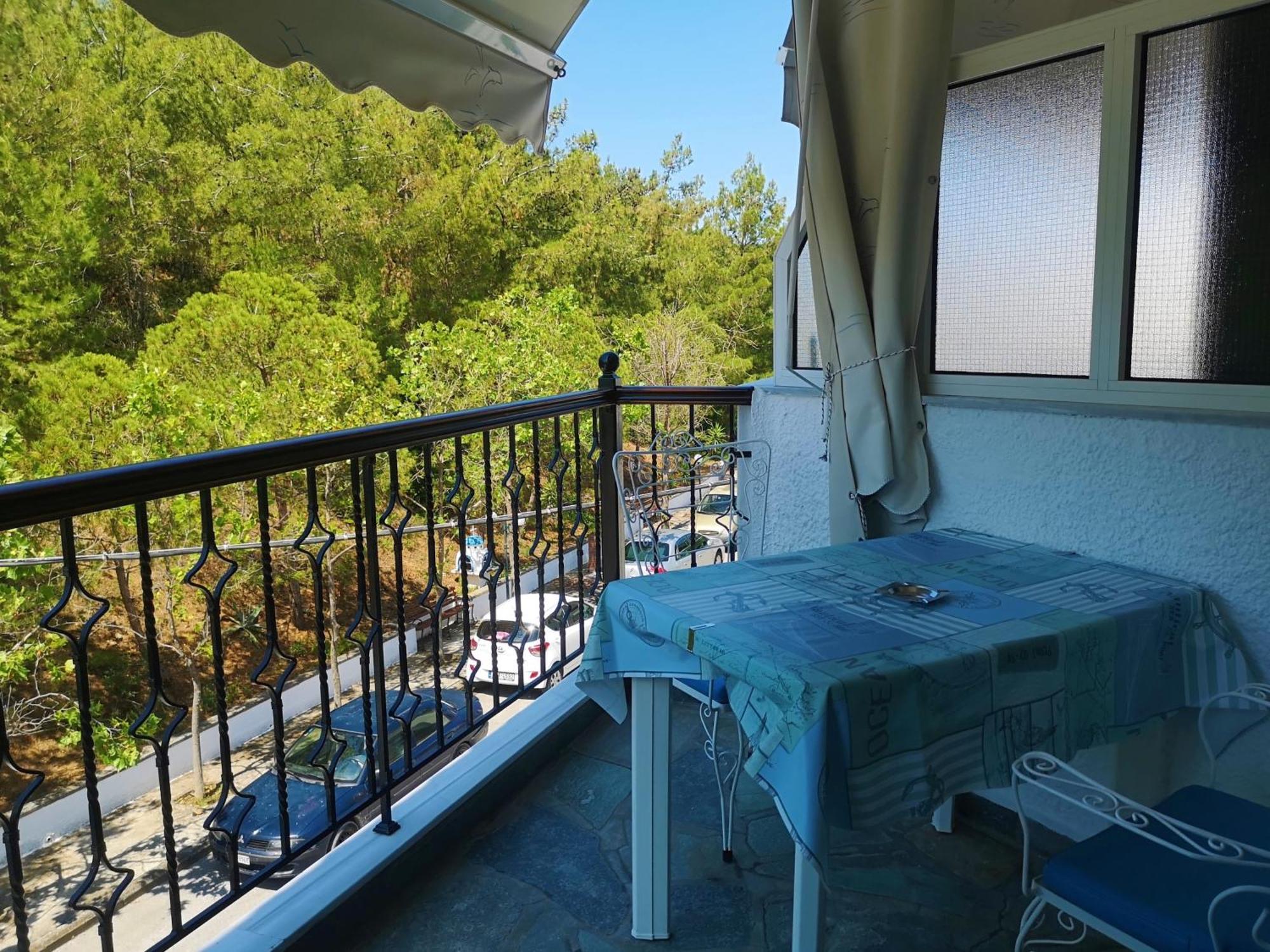 Haus Niko Apartments And Suites Nea Poteidaia Camera foto