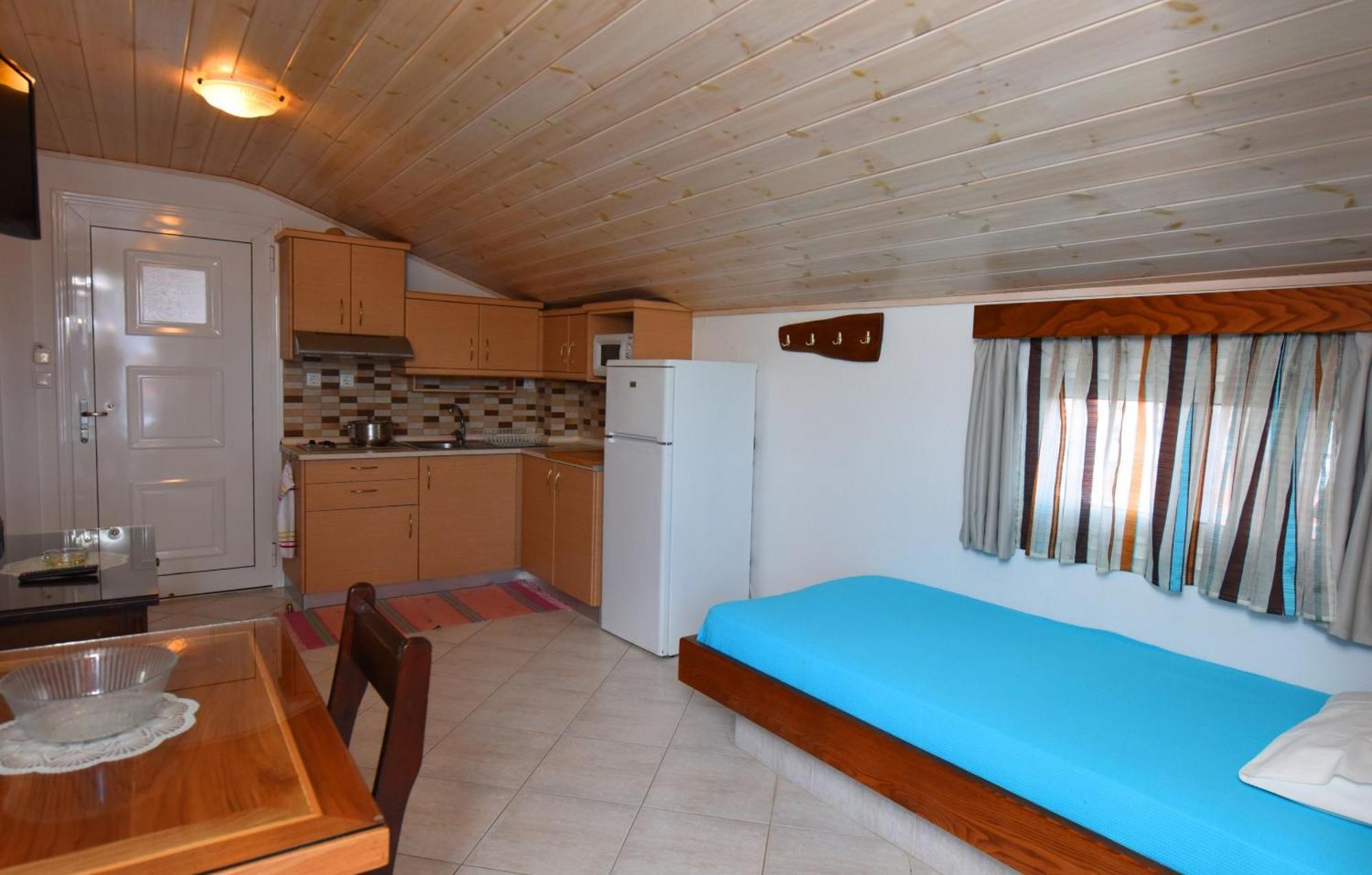 Haus Niko Apartments And Suites Nea Poteidaia Camera foto